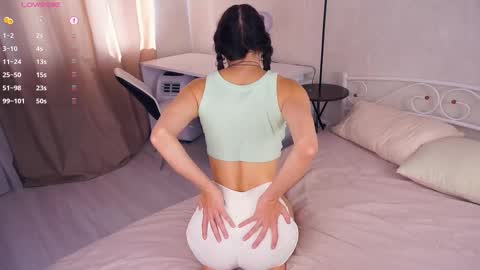 Snapshot of hollymonica chatting on September 2025 05:40:01 AM Delly online show from September 2025 05:40:01 AM