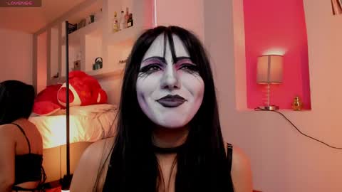 hollypeach_ online show from April 2026 08:09:02 PM