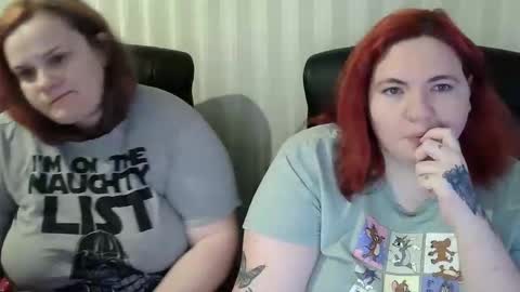 Snapshot of hollyxeva chatting on January 2026 07:51:02 PM HollyXEva online show from January 2026 07:51:02 PM