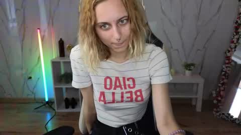 Polly online show from July 2026 03:54:02 AM