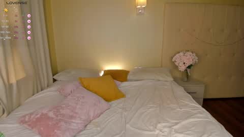 Emma online show from February 2025 04:05:02 AM