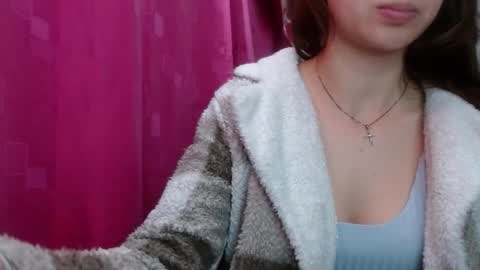 Juli online show from February 2026 04:01:02 AM