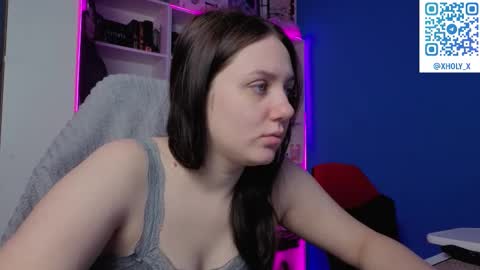 Snapshot of holy_kveta chatting on February 2026 03:11:01 AM Kviki online show from February 2026 03:11:01 AM