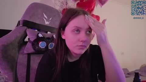 Snapshot of holy_kveta chatting on February 2026 03:03:02 AM Kviki online show from February 2026 03:03:02 AM