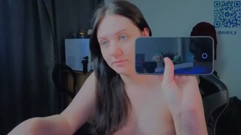 Snapshot of holy_kveta chatting on June 2026 02:45:02 AM Kviki online show from June 2026 02:45:02 AM