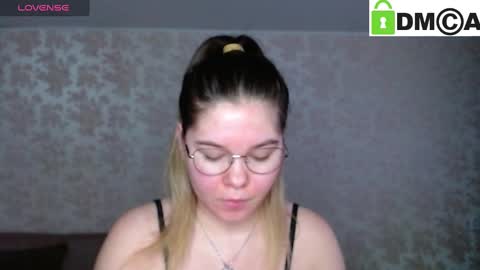 Welcome guys  Pleasure to see you all here  My name is MichaelaTip menu is active Private is open  online show from January 2025 05:16:01 AM