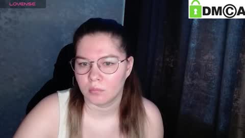 Snapshot of holy_michela chatting on February 2026 06:00:02 AM Welcome guys Pleasure to see you all here My name is MichaelaTip menu is active Private is open online show from February 2026 06:00:02 AM