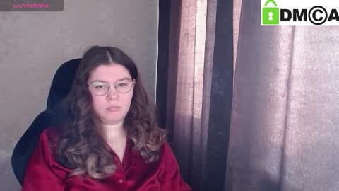 Snapshot of holy_michela chatting on February 2026 05:12:01 AM Welcome guys Pleasure to see you all here My name is MichaelaTip menu is active Private is open online show from February 2026 05:12:01 AM