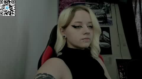 Snapshot of holy_mistresss chatting on July 2026 08:08:02 AM holy_mistresss online show from July 2026 08:08:02 AM
