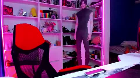 Snapshot of holy_rumi chatting on March 2026 01:15:01 PM Rumi online show from March 2026 01:15:01 PM