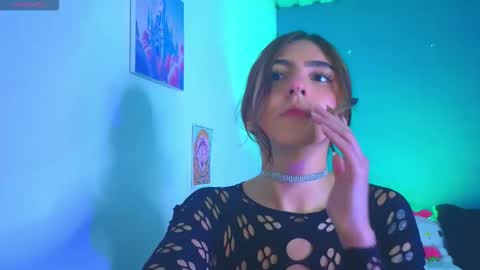      online show from September 2025 08:40:01 AM