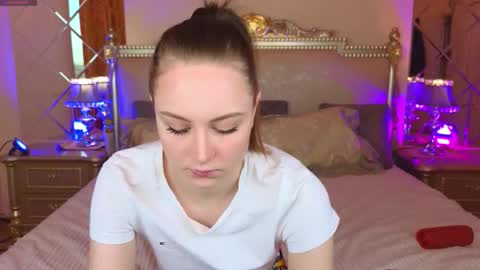 holybabydoll online show from November 2025 10:58:02 AM