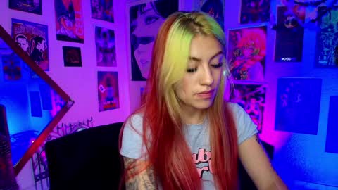 Snapshot of holyeva chatting on December 2024 06:21:02 AM online show from December 2024 06:21:02 AM