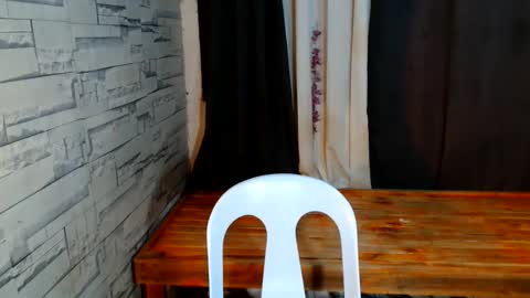 Snapshot of holyfucker_shiela chatting on May 2026 09:31:02 PM shiela online show from May 2026 09:31:02 PM