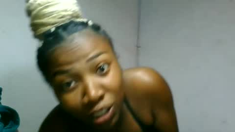 honeria98 online show from June 2026 07:16:01 PM