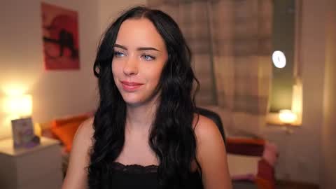 Kate online show from September 2025 01:47:01 PM