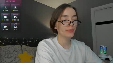 Snapshot of honey_chantal chatting on May 2026 08:47:02 PM Chantal online show from May 2026 08:47:02 PM