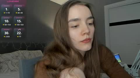 Snapshot of honey_chantal chatting on May 2026 07:42:02 PM Chantal online show from May 2026 07:42:02 PM