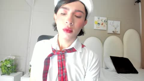 honey_hex_ online show from May 2026 12:57:02 PM
