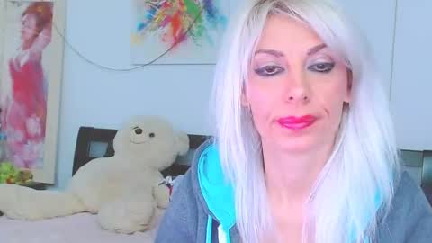 honey_lara online show from January 2026 11:30:02 PM