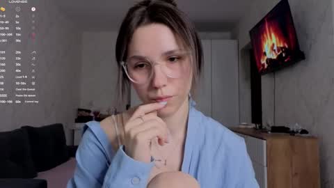 honey_peachy online show from May 2026 01:30:02 PM