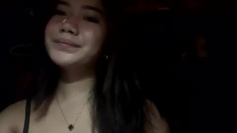 Snapshot of honeyafterdark_ chatting on February 2026 03:43:01 PM HoneyAfterDark online show from February 2026 03:43:01 PM