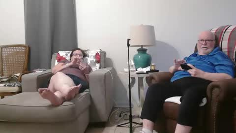 Snapshot of honeybuns344636 chatting on December 2024 07:39:02 PM Honey online show from December 2024 07:39:02 PM