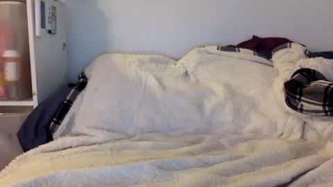 Snapshot of honeydewdomme chatting on January 2025 05:56:01 AM Honeydew Domme online show from January 2025 05:56:01 AM