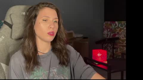 honeyed_hazze online show from June 2026 07:16:02 PM