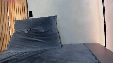 Sofia independent model online show from January 2026 11:48:02 AM