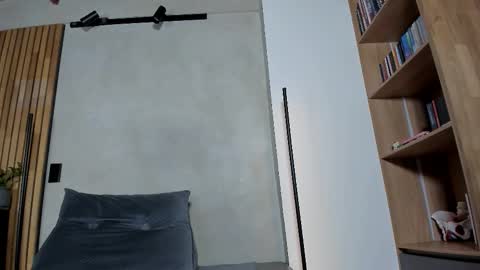 Sofia independent model online show from February 2026 11:49:01 AM