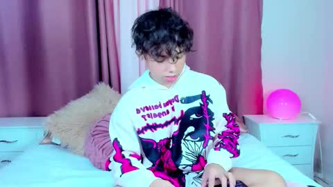 honeymoon_sariel online show from February 2026 08:42:02 PM