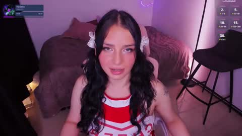 Snapshot of honeymoontea chatting on October 2025 08:46:02 PM       online show from October 2025 08:46:02 PM
