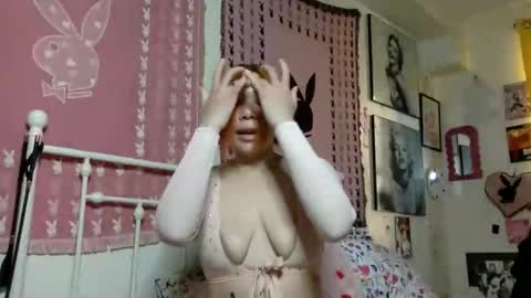 Snapshot of honeyruby chatting on May 2026 01:16:02 PM Ruby Sparks online show from May 2026 01:16:02 PM