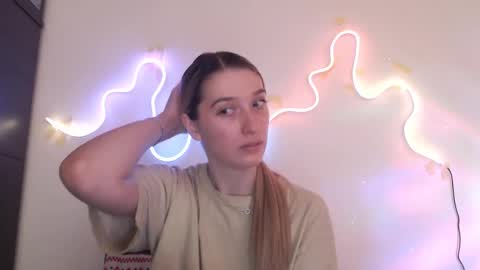 honeyveil online show from March 2026 02:10:02 PM