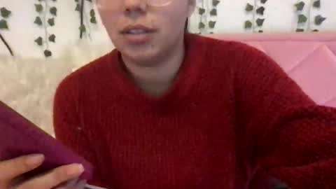 honeyyy89 online show from February 2026 07:50:02 PM