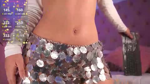 Honey Moon  Help me to reach 100 thumbs up online show from January 2026 07:19:01 PM