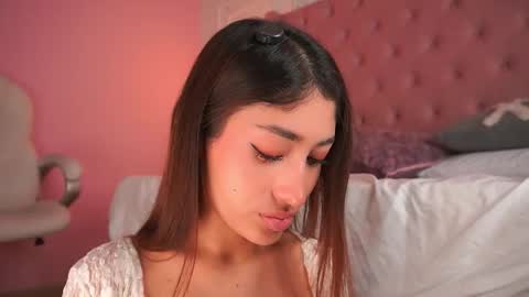 Honey Moon  Help me to reach 100 thumbs up online show from March 2026 07:53:01 PM