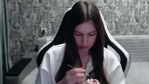 Nancy online show from February 2025 05:36:02 PM