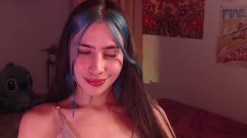 Snapshot of honeyypeaach chatting on December 2024 01:32:01 AM    online show from December 2024 01:32:01 AM