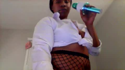 honnievu online show from February 2026 03:48:01 AM