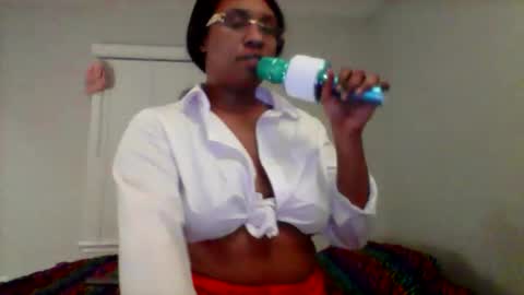 honnievu online show from February 2026 06:40:02 AM