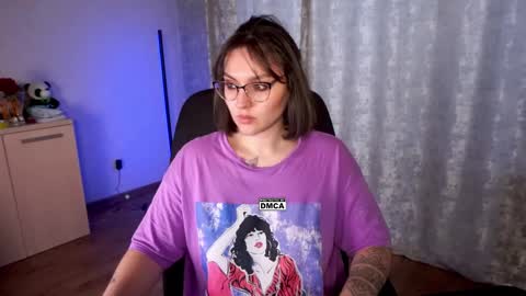 Karina online show from October 2025 03:07:02 AM