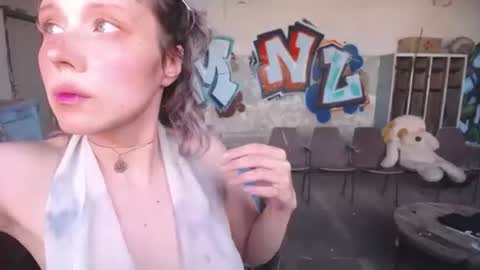 Snapshot of horndemonroxy chatting on September 2025 02:38:01 PM Roxy online show from September 2025 02:38:01 PM