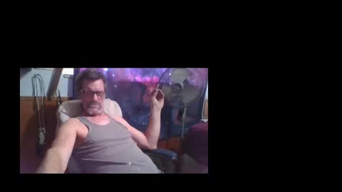 Snapshot of horneyjoe48 chatting on January 2025 07:01:02 PM joey online show from January 2025 07:01:02 PM