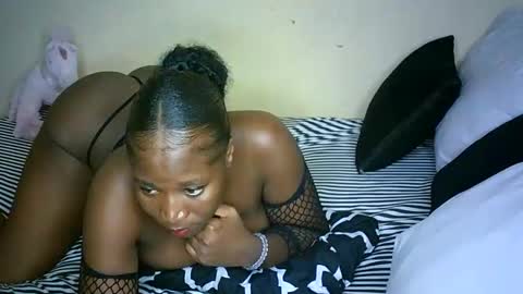 Snapshot of hornny4amani chatting on December 2024 09:52:01 PM AMANI online show from December 2024 09:52:01 PM
