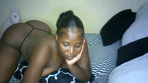 Snapshot of hornny4amani chatting on December 2024 01:04:02 AM AMANI online show from December 2024 01:04:02 AM