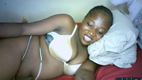 Snapshot of hornny4amani chatting on January 2025 12:20:01 PM AMANI online show from January 2025 12:20:01 PM