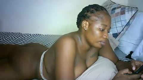 Snapshot of hornny4amani chatting on January 2025 12:02:02 PM AMANI online show from January 2025 12:02:02 PM