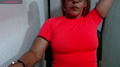 Snapshot of horny_and_daring chatting on January 2025 04:27:01 PM horny and daring online show from January 2025 04:27:01 PM